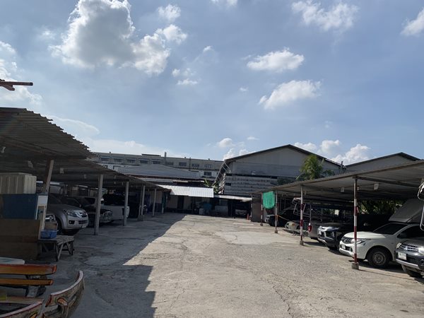 ให้เช่าที่ดินสวย ติดถนน ซอยเทศบาลบางปู 73 (ทีเจซี) 700 ตรว. เมืองสมุทรปราการ โทร 086-333-1633 (รูปที่ 2)