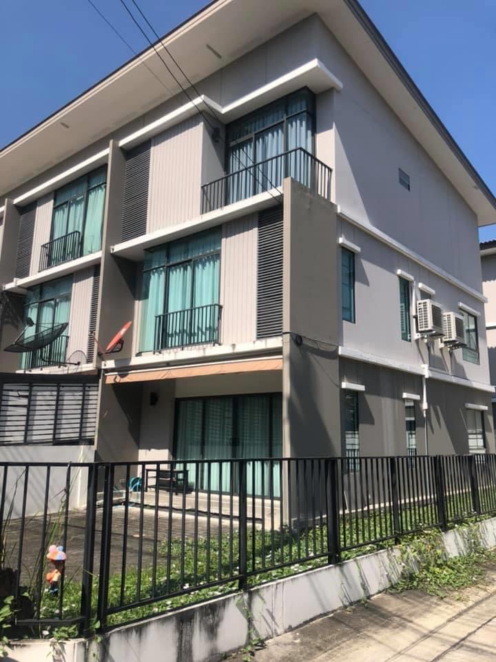 ขายบ้าน ทาว์นโฮม 3 ชั้น หลังริม พฤกษาวิลล์ ศรีสมาน