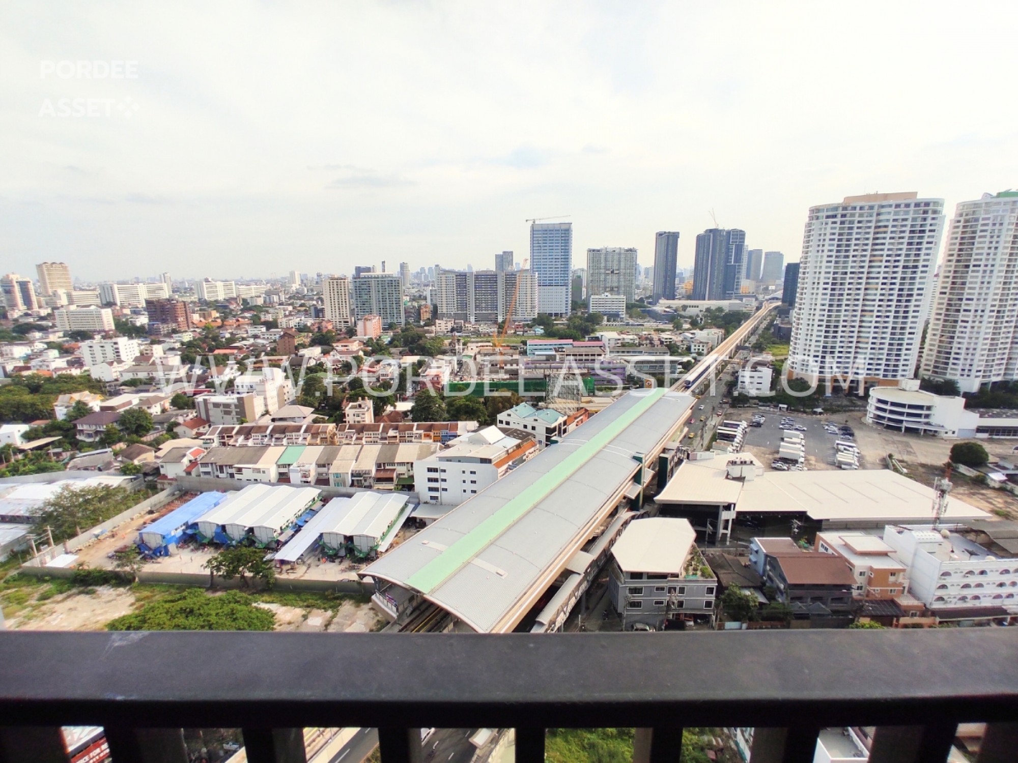 ลดราคาพิเศษถูกมาก!! คอนโดใจกลางเมือง!! ไนท์บริดจ์ ไพร์ม รัชโยธิน ติดรถไฟฟ้า BTS สถานีพหลโยธิน24 : KnightsBridge Prime Ratchayothin (รูปที่ 8)