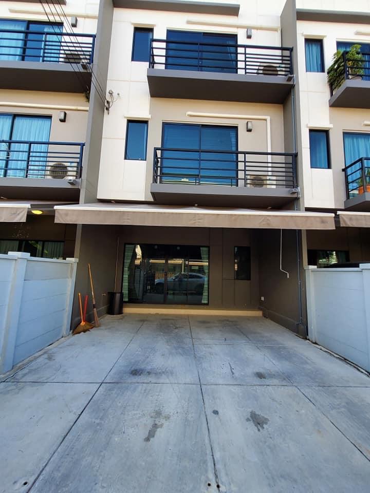บ้านกลางเมืองปิ่นเกล้า-จรัญทาว์โฮม 3 ห้องนอน 3 ห้องน้ำ