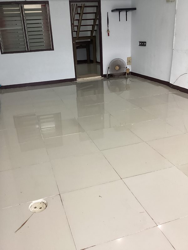 ให้เช่าบ้าน โครงการ บ้านเอื้ออาทร รังสิต คลอง 9 เหมาะสำหรับค้าขาย หรืออยู่อาศัย โทร 0847524113 (รูปที่ 4)