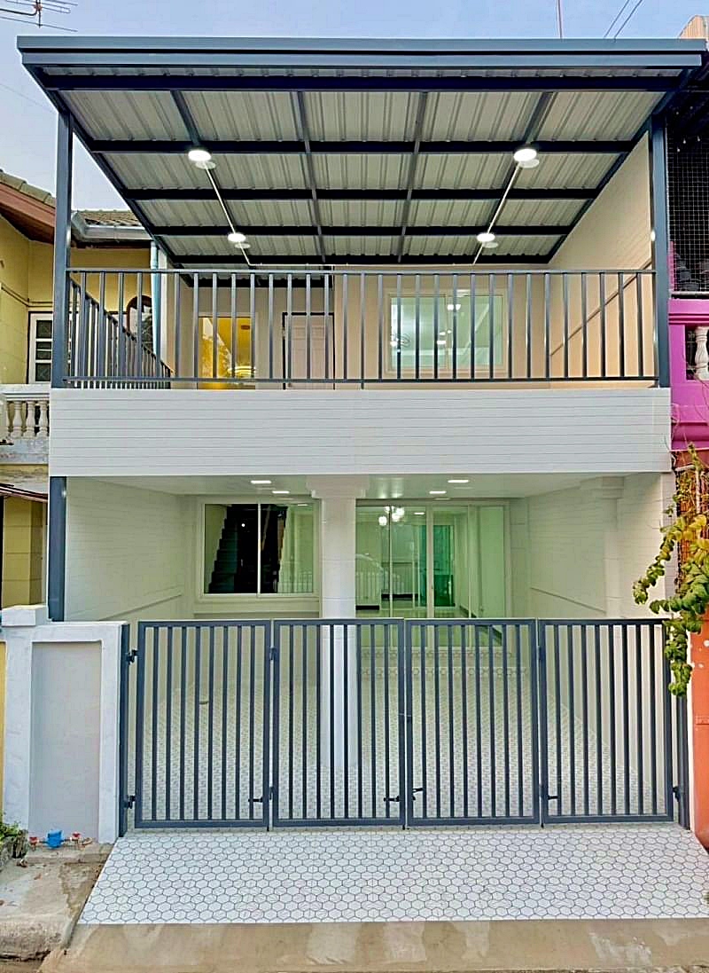 บ้านสวยมาก มีเทอเรซด้านหน้า รีโนเวทใหม่ พร้อมอยู่ #หมู่บ้านเมืองทองธานี โครงการติวานนท์ 4 ใกล้โรงเรียนกองทัพบกอุปถัมภ์ ( ช่างกล ขส. ทบ. ) (รูปที่ 3)