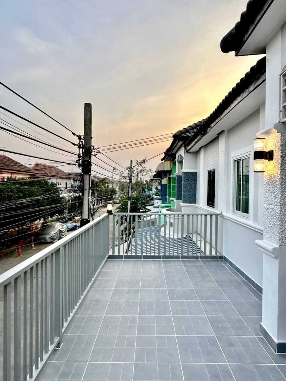 บ้านสวยมาก ถนนเมน หลังบ้านโล่งไม่ชนใคร หมู่บ้านปิยวรารมย์ 1 บางบัวทอง ถนนบางกรวย – ไทรน้อย ทาวน์เฮ้าส์ 4 ห้องนอน ใกล้เซ็นทรัล เวสเกต (รูปที่ 18)