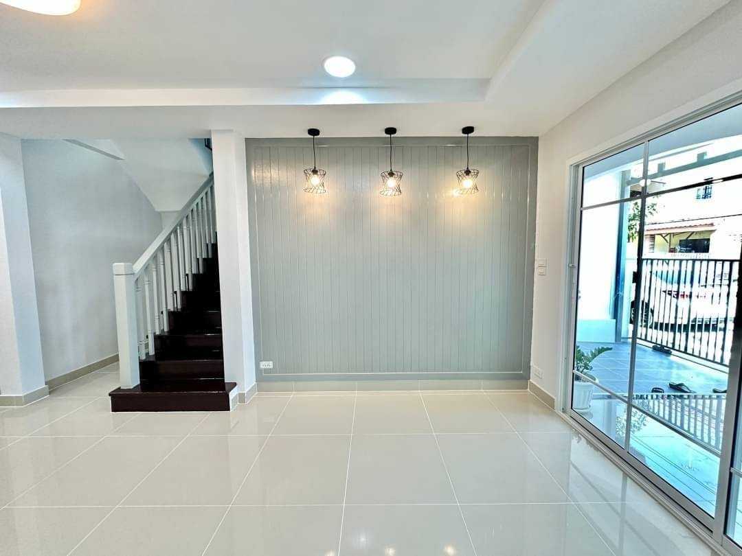 บ้านสวยมาก ถนนเมน หลังบ้านโล่งไม่ชนใคร หมู่บ้านปิยวรารมย์ 1 บางบัวทอง ถนนบางกรวย – ไทรน้อย ทาวน์เฮ้าส์ 4 ห้องนอน ใกล้เซ็นทรัล เวสเกต (รูปที่ 9)