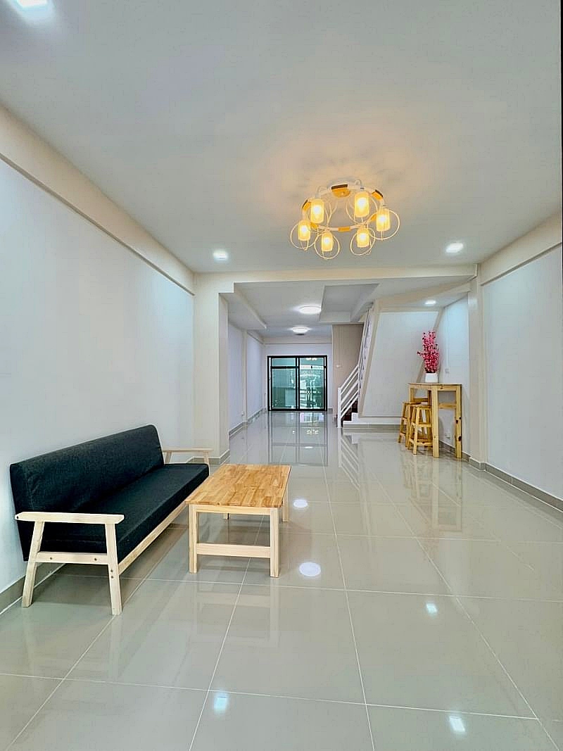 บ้านสวยมาก มีเทอเรซด้านหน้า #หมู่บ้านมิตรภาพ 2 ซอยวัดกู้ ปากเกร็ด ทาวน์เฮ้าส์ 2 ห้องนอน รีโนเวทใหม่ ใกล้โรงเรียนสวนกุหลาบ นนทบุรี (รูปที่ 7)