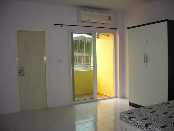 P. Haus ห้องพัก หอพัก อพาตเมนต์ รายเดือน ซ.วังหลัง 6 ใกล้ รพ.ศิริราช เครื่องปรับอากาศ น้ำอุ่น โทร 0851449506 (รูปที่ 10)