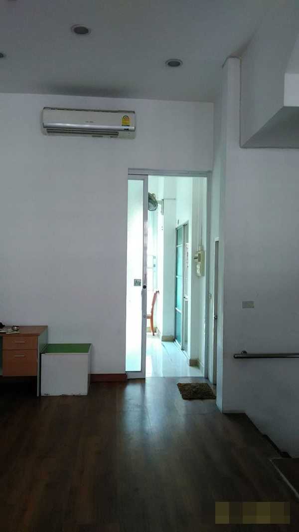 ขายโฮมออฟฟิศ 4.5 ชั้น ทำเลเพชร ราคาคุ้มกว่าซื้อคอนโดเยอะ รถไฟฟ้าผ่าน 2สาย ราคานี้ ดีที่สุดคุ้มที่สุด โทร 0936481281 (รูปที่ 4)