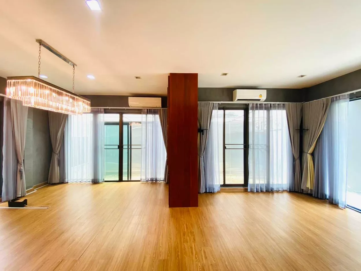 ขายบ้านเดี่ยว Luxury Nordic บางกอกบูเลอวาร์ด พระราม 9 บ้านหลังริม ขนาด 69.3 ตรว. แต่งแบบ Loft ครัวกว้างและสวยมาก ลดเหลือ 12.99 ล้านบาท ต่ำสุดในโครงการ (รูปที่ 5)