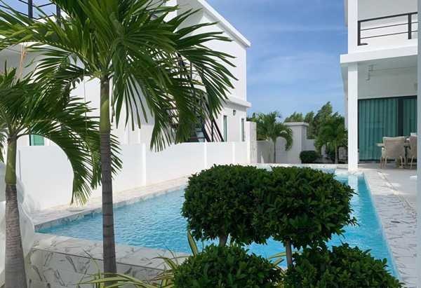 ขายพูลวิลล่าหัวหิน 2 ชั้น The Modern Pool Villa Huahin ตกแต่งอย่างดี เฟอร์นิเจอร์อย่างดีครบ พร้อมเข้าอยู่ Tel. 0632897879 (รูปที่ 3)