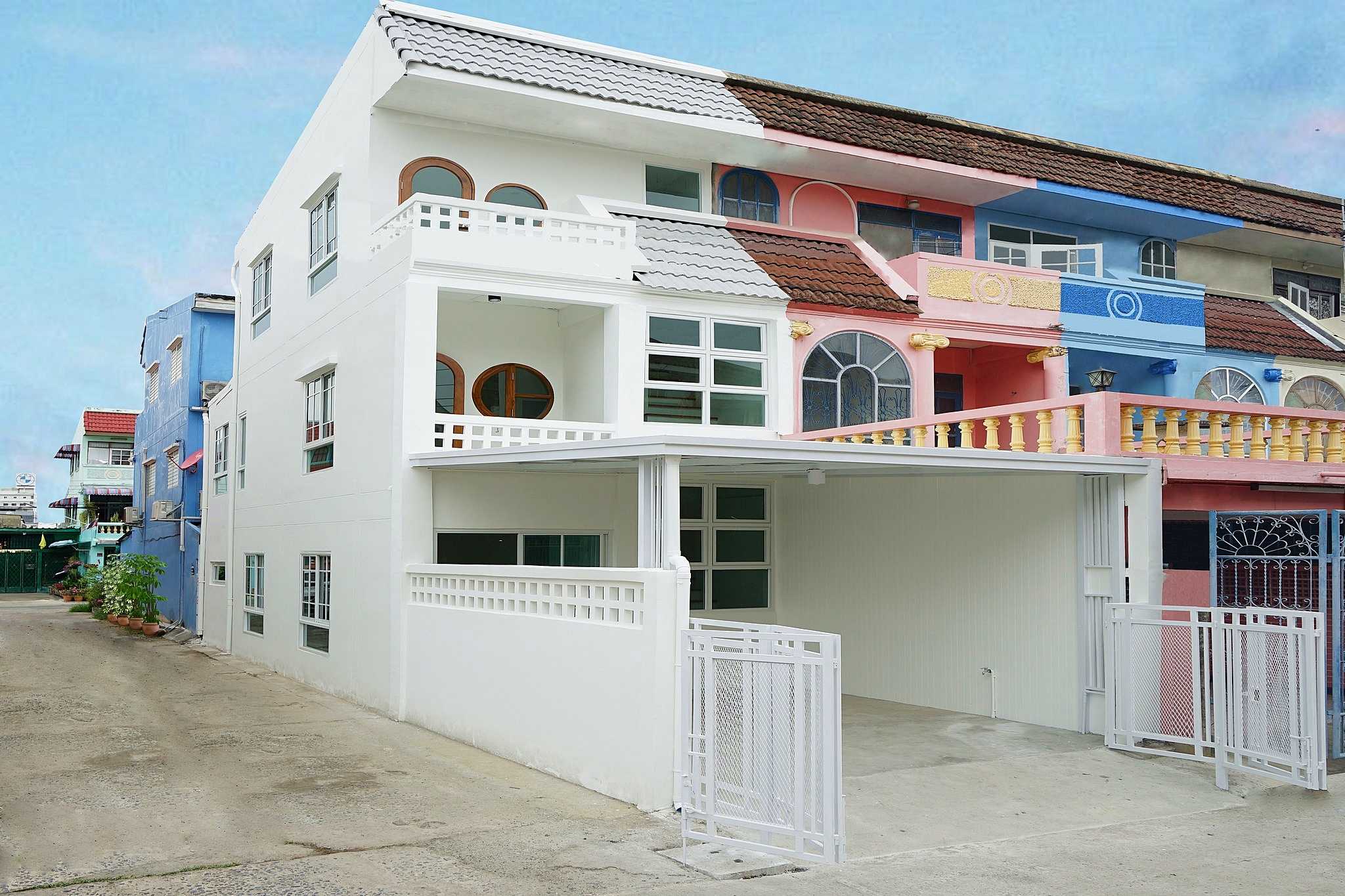 บ้านสวย หลังมุม รีโนเวทใหม่ สไตล์มินิมอล #หมู่บ้านเพชรประทาน เพชรเกษม 51 บางแค ทาวน์เฮ้าส์ 3 ชั้น ใกล้เดอะมอลล์ บางแค (รูปที่ 3)