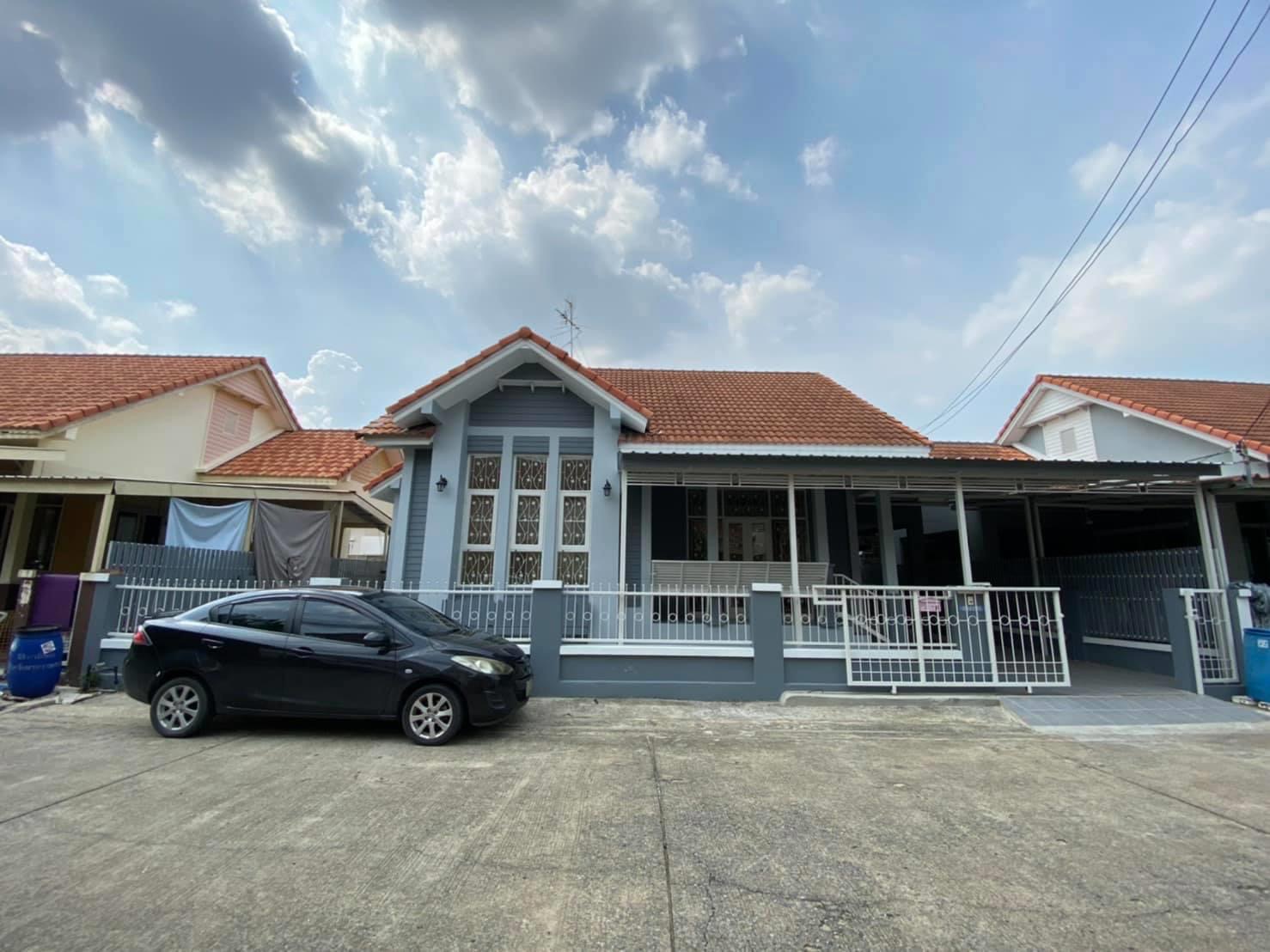 ขาย หมู่บ้านวรารักษ์ รังสิต - คลอง3 ถนนเลียบคลองหลวง