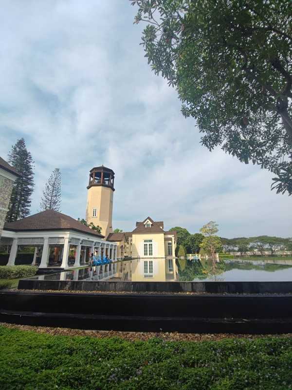 ขายด่วน ทาวเฮ้าส์ สภาพใหม่ หมู่บ้าน Villaggio บางนา เนื้อที่ 20 ตร.ว. ใกล้มหาวิทยาลัย ABAC โทร 098-7967736 (รูปที่ 7)
