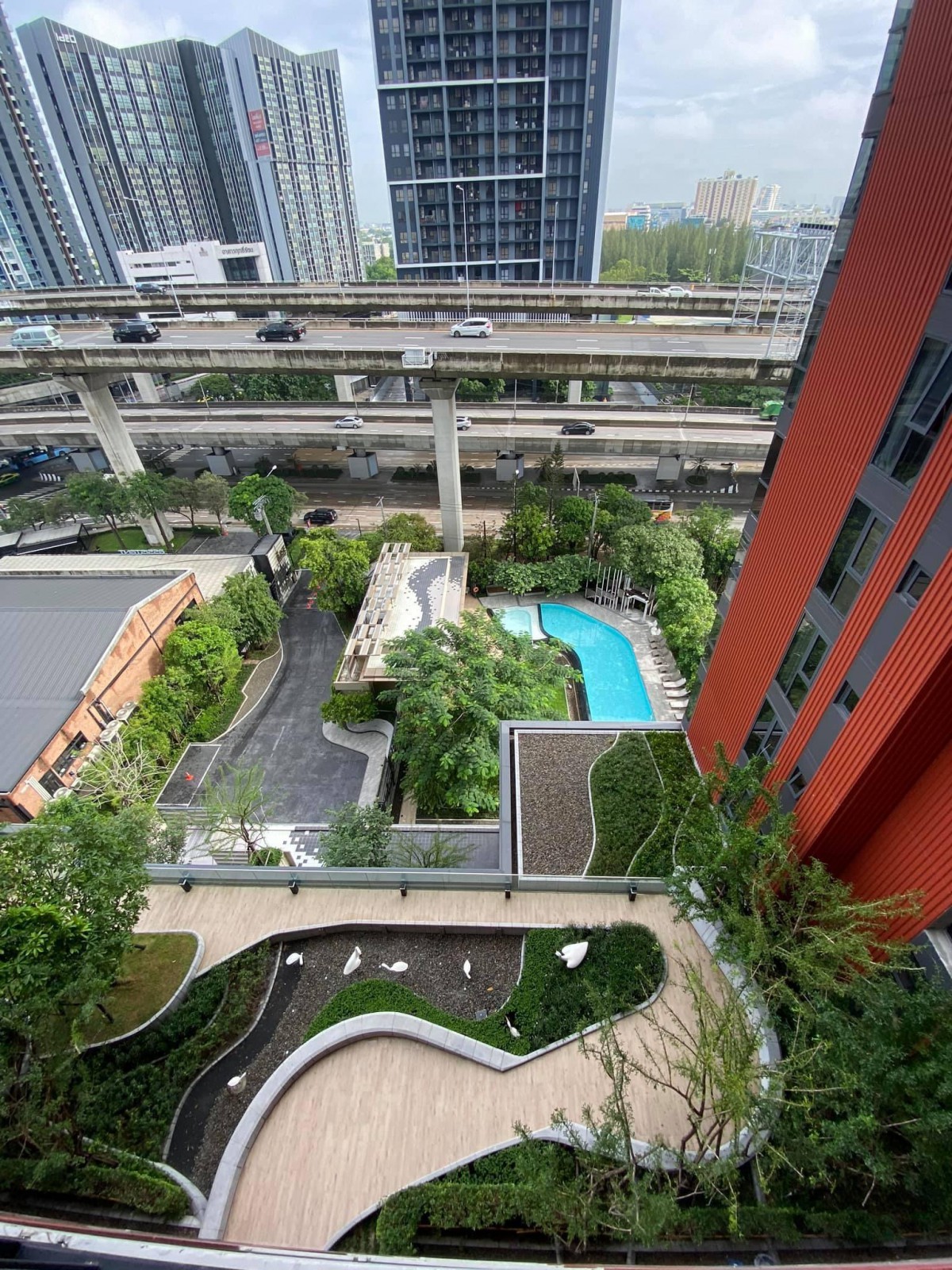 ขออนุญาตประกาศให้เช่าคอนโด THE BASE GARDEN-พระราม9 (รูปที่ 6)
