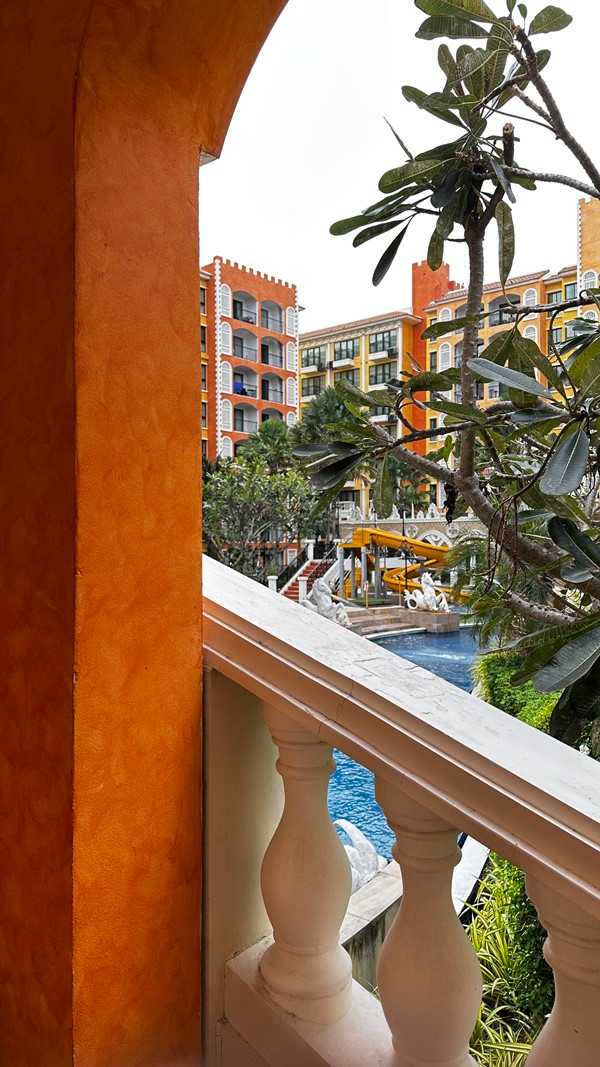 ขายคอนโด Venetian Signature Condo Resort Pattaya อาคาร D ชั้น 3 วิวสระน้ำ โทร 094-792-6954 (รูปที่ 8)