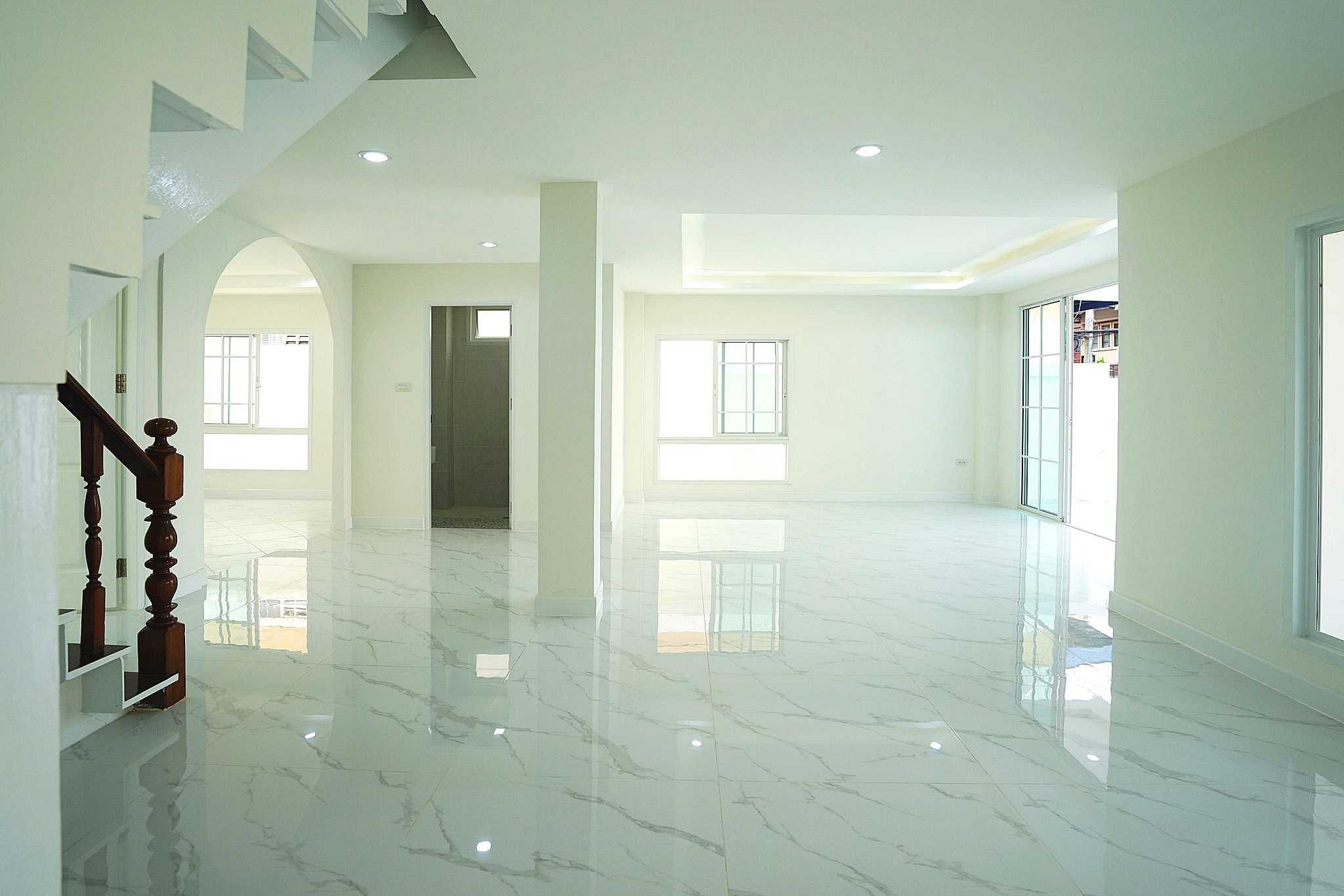 บ้านแนวราบ ทำเลทอง โซนบางกะปิ รีโนเวทใหม่ สไตล์มินิมอล #บ้านเดี่ยว 5 ห้องนอน ใกล้เดอะมอลล์ บางกะปิ (รูปที่ 7)