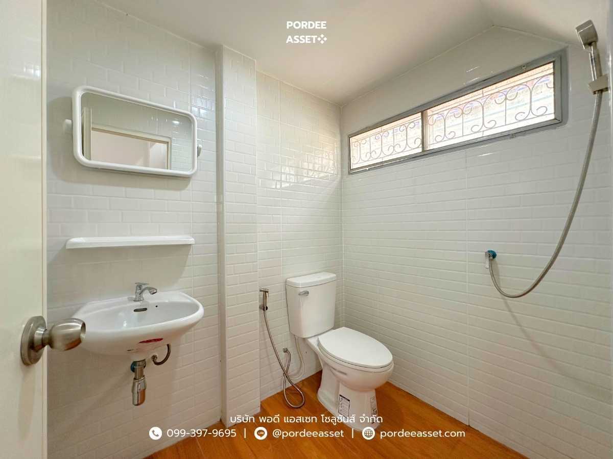 บ้านเดี่ยวหลังมุม หมู่บ้านรัตนาธิเบศร์ ติดรถไฟฟ้า MRT สถานีตลาดบางใหญ่ หลังห้างฯ เซ็นทรัลเวสต์เกต และ รพ.เกษมราษฎร์อินเตอร์ รีโนเวทใหม่ทั้งหลัง (รูปที่ 17)