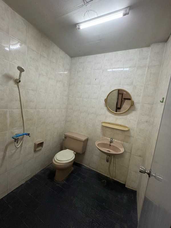ทาวน์เฮาส์ 3ชั้น 3ห้องนอน ท่าข้าม บางขุนเทียน ให้เช่าพร้อมเข้าอยู่ ตรงข้ามเซ็นทรัลพระราม2 โทร 0897683529 (รูปที่ 17)