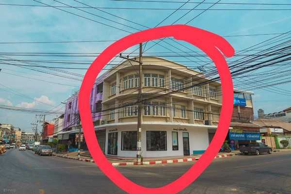 ขาย อาคารพาณิชย์ 3 ชั้น อยู่หัวมุม ต.ในเมือง อ.เมืองร้อยเอ็ด ใกล้บึงพลาญชัย Tel. 063-289-7879 (รูปที่ 10)
