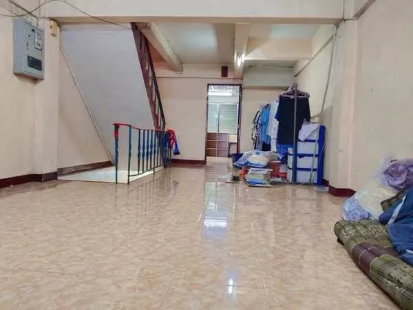 ขายอาคารพาณิชย์ 3.5 ชั้น หมู่บ้านดีเค ซอย 30 สภาพดี วิวหลังบ้านสวย เจ้าของขายเอง โทร 095-165-3654 (รูปที่ 17)