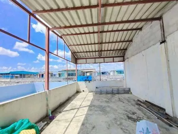 ขายอาคารพาณิชย์ 3.5 ชั้น หมู่บ้านดีเค ซอย 30 สภาพดี วิวหลังบ้านสวย เจ้าของขายเอง โทร 095-165-3654 (รูปที่ 12)