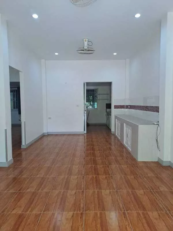 ขายบ้านเดี่ยว 1 ชั้น หมู่บ้านหนองสรวง อ.ศรีประจันต์ สุพรรณบุรี ใกล้โรงเรียน โรงพยาบาล ตลาด โทร 0869220218 (รูปที่ 4)