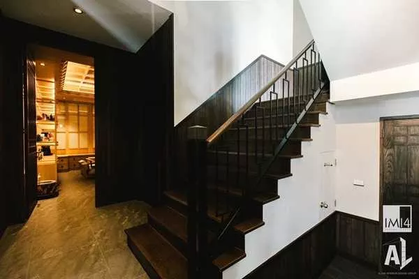 ขายบ้าน 3 ชั้น หมู่บ้าน Raya Residence Bangkok รามคำแหง 118 แยก 33 พื้นที่ 124.6 ตร.ว. โทร 098-2459954 (รูปที่ 2)