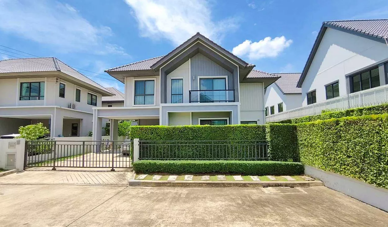 บ้านเดี่ยว อยู่ต้นหมู่บ้าน ในโครงการ เพฟ ปิ่นเกล้า–ศาลายา ถนนอัจฉริยะพัฒนา บ้านสวย พร้อมอยู่ ใกล้มหาวิทยาลัยมหิดล
