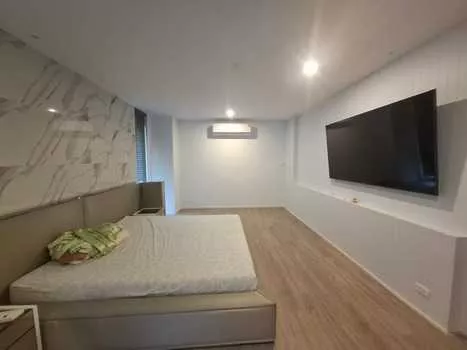 ขายบ้านเดี่ยวตกแต่งใหม่ทั้งหลัง ม.สินบดี ครบทุกฟังชั่นบ้านหลังใหญ่ พื้นที่ใช้สอยมาก แปลงมุม ตรงข้ามสวน แถมเฟอร์นิเจอร์ และเครื่องปรับอากาศ 4 เครื่อง (รูปที่ 14)