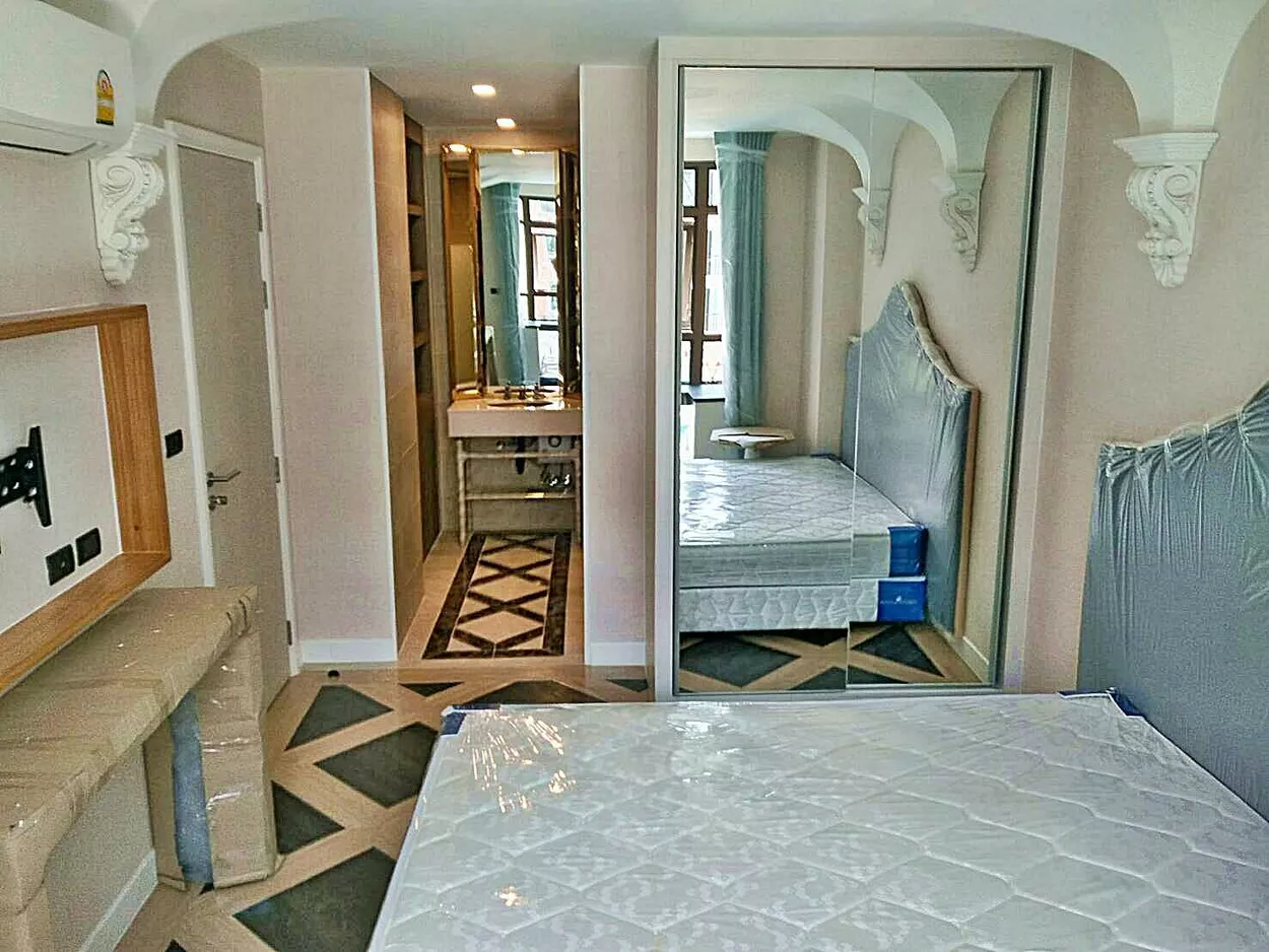 คอนโด ห้องมุม เอสปันญ่า คอนโด รีสอร์ท พัทยา (Espana Condo Resort Pattaya) เฟอร์นิเจอร์ ครบ (รูปที่ 4)