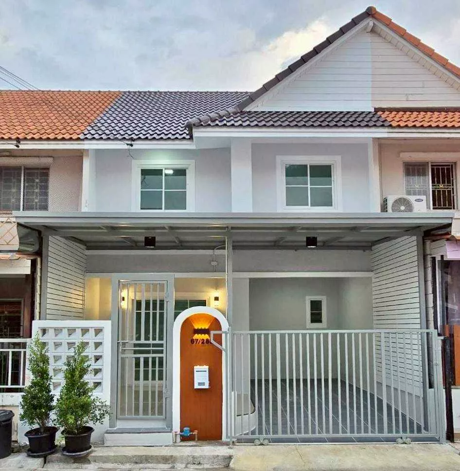 บ้านสวย รีโนเวทใหม่ ใกล้เซ็นทรัล เวสเกต #หมู่บ้านพฤกษา 33 บางบัวทอง ทาวน์เฮ้าส์ 3 ห้องนอน พร้อมอยู่