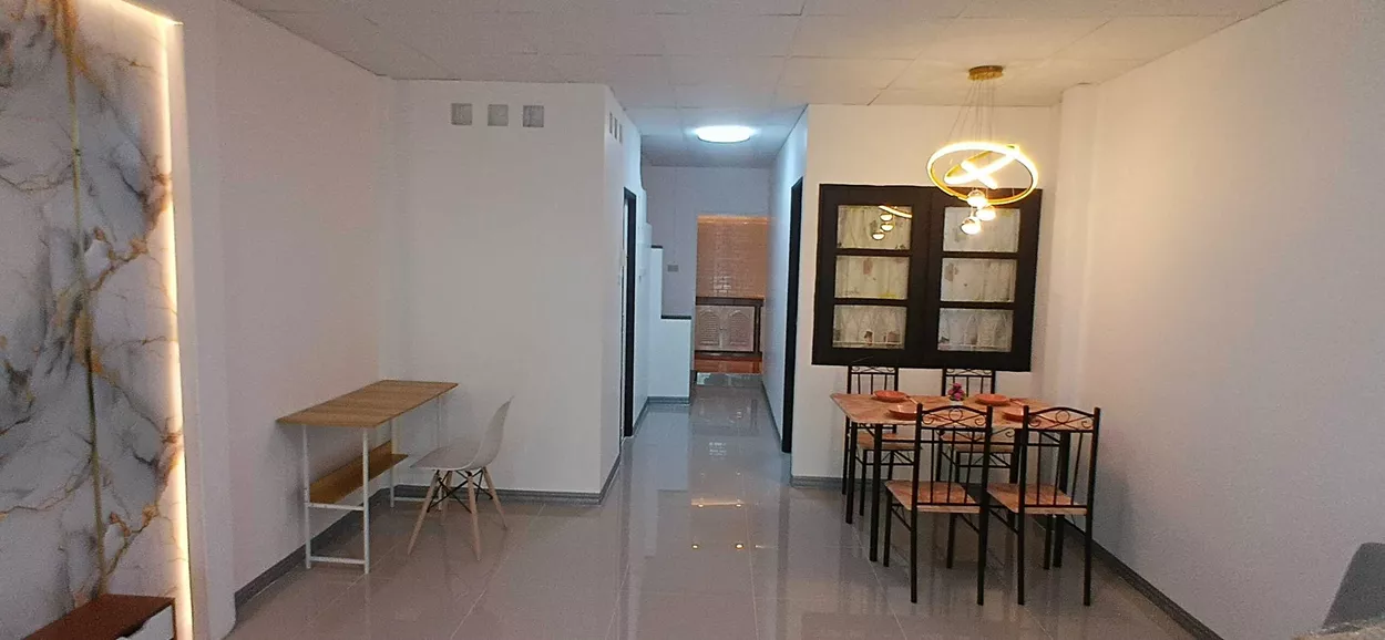หลังริมส่วนตัว3ห้องนอนขายหมู่บ้านบุษกร-รติยาบางบัวทองตกแต่งใหม่ทั้งหลัง  ฟรี เฟอร์นิเจอร์ใหม่ ครบท้้งหลัง  ฟรีแอร์ 3 เครือง (รูปที่ 11)