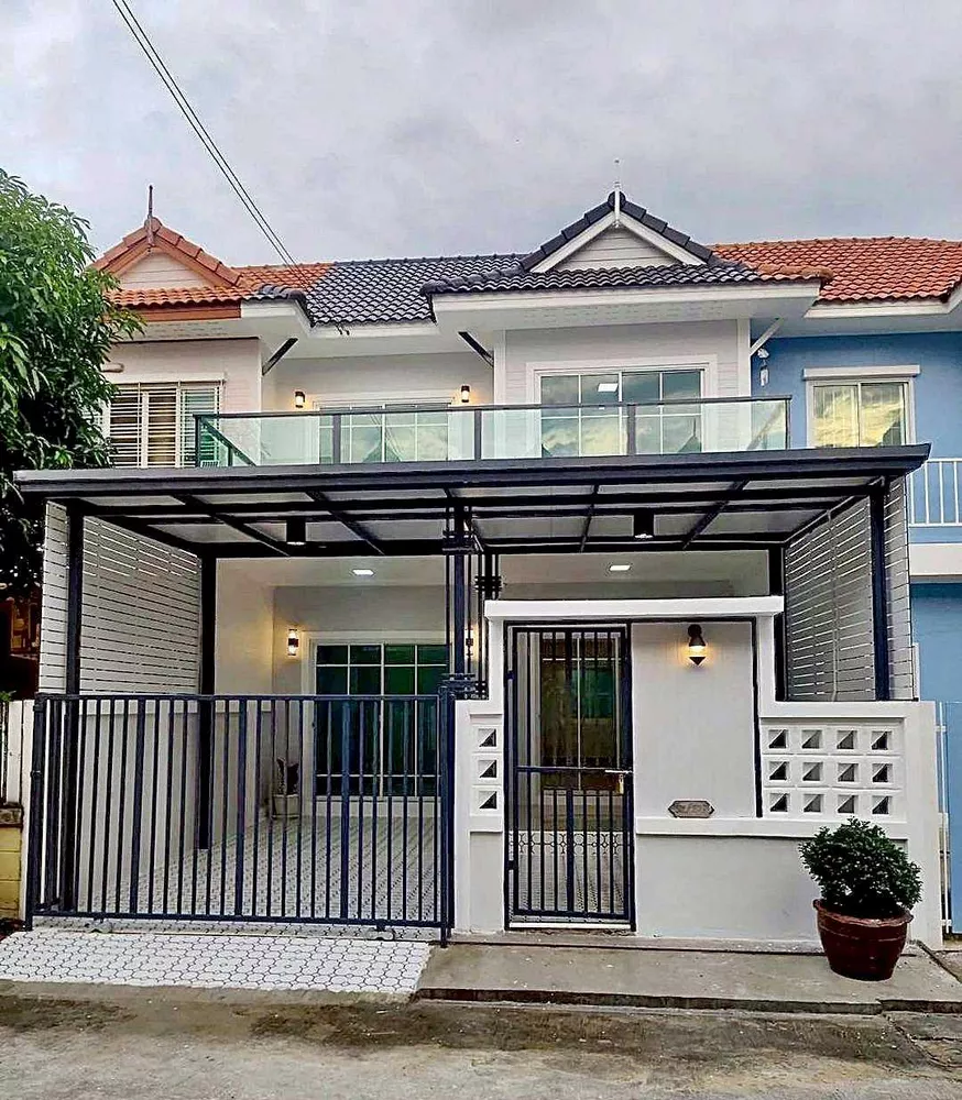 บ้านสวย ทำเลดี ติดถนนบางกรวย–ไทรน้อย #หมู่บ้านกานต์มณี (โซนเฟสใหม่) ตรงข้ามแมคโคร บางบัวทอง ทาวน์เฮ้าส์ 4 ห้องนอน รีโนเวทใหม่