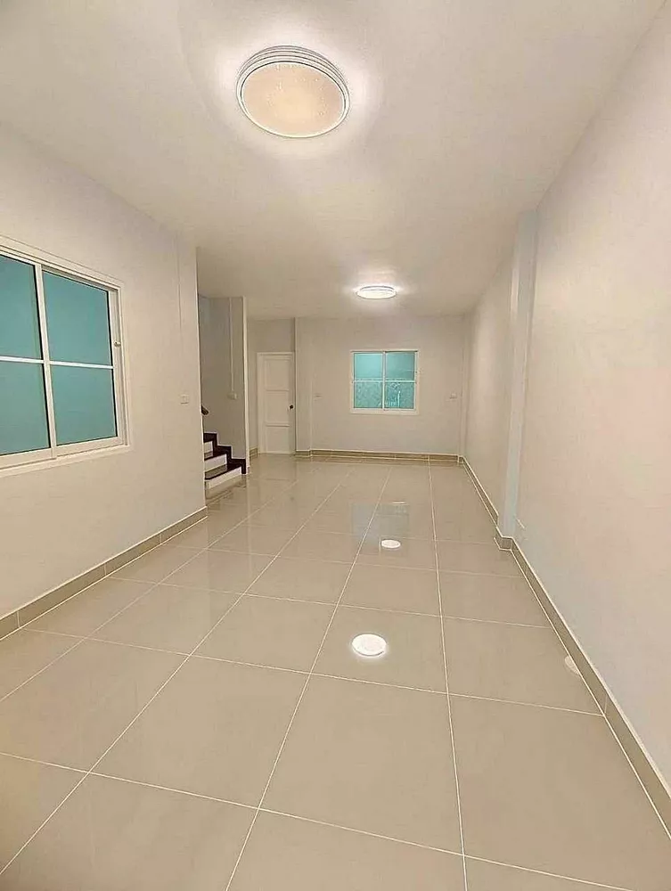 บ้านสวย ทำเลดี ติดถนนบางกรวย–ไทรน้อย #หมู่บ้านกานต์มณี (โซนเฟสใหม่) ตรงข้ามแมคโคร บางบัวทอง ทาวน์เฮ้าส์ 4 ห้องนอน รีโนเวทใหม่ (รูปที่ 6)