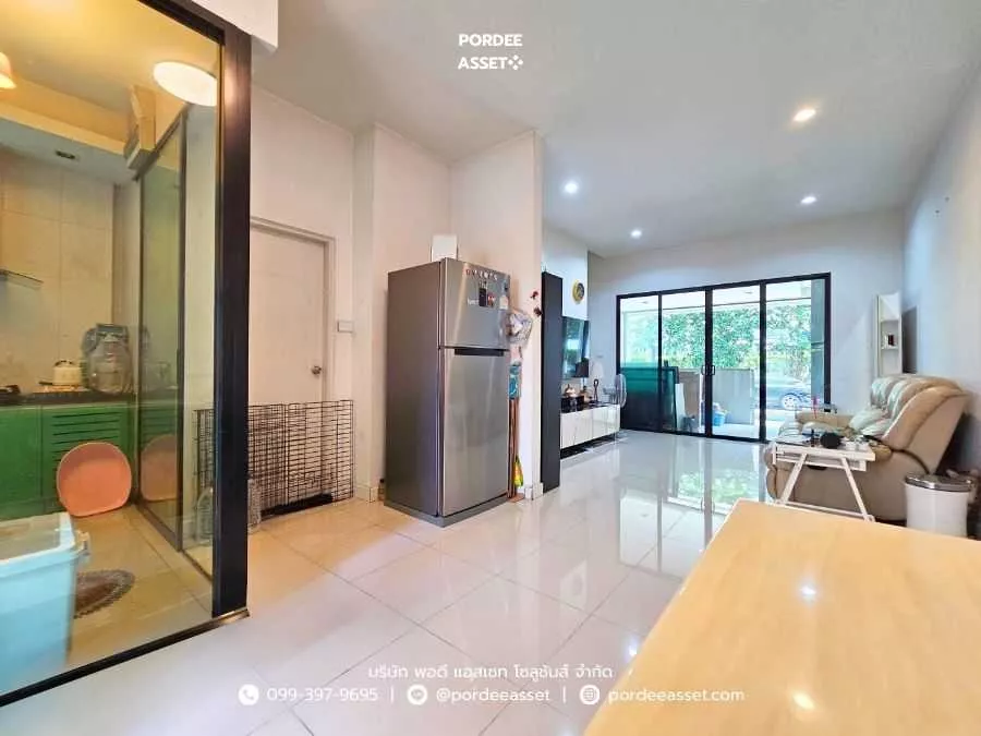 ขาย!! ทาวน์โฮม 3 ชั้น ซิกเนเจอร์ กัลปพฤกษ์ (หลังมุม หน้าสวน ขนาด 32 ตร.ว.) ติดถนนกัลปพฤกษ์ และกาญจนาภิเษก บางแค : Six Nature Kalapapruek (รูปที่ 3)