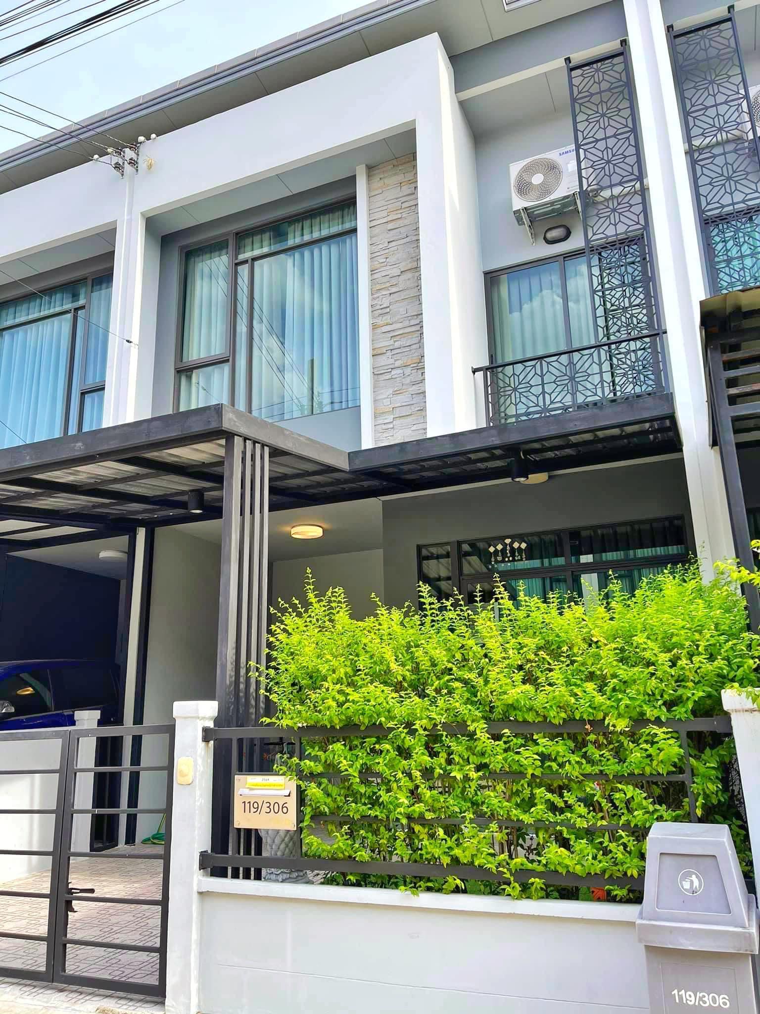 ขาย TownHome 2ชั้น หมู่บ้านพลีโน่บางใหญ่