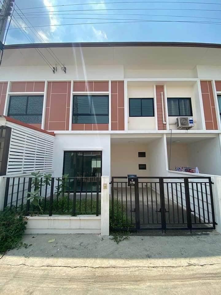 ขายทาวน์โฮม 2 ชั้น JSP City โครงการเจทาวน์ รังสิต-คลอง1 ติดถนนใหญ่