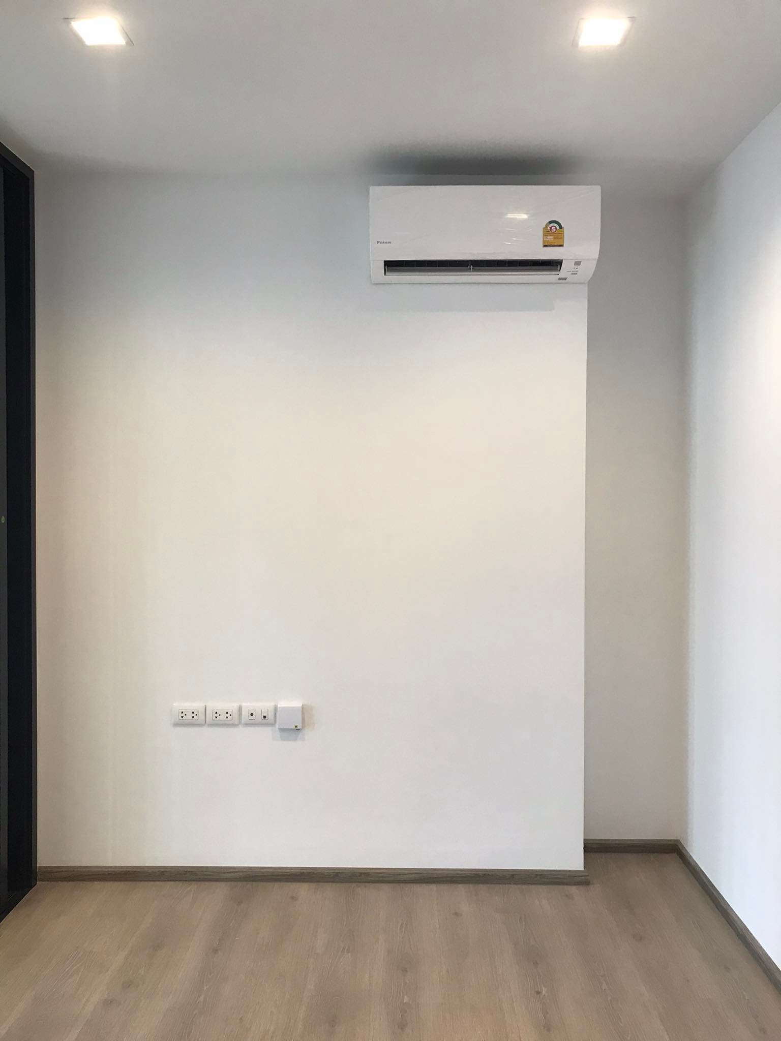 ขายดาวน์ เท่าทุน **229,000 บ.** The Line พหลโยธิน พาร์ค 33.31 ตร.ม. วิวเมือง ชั้นสูง ใกล้ Lotus, รพ.เปาโล (รูปที่ 9)