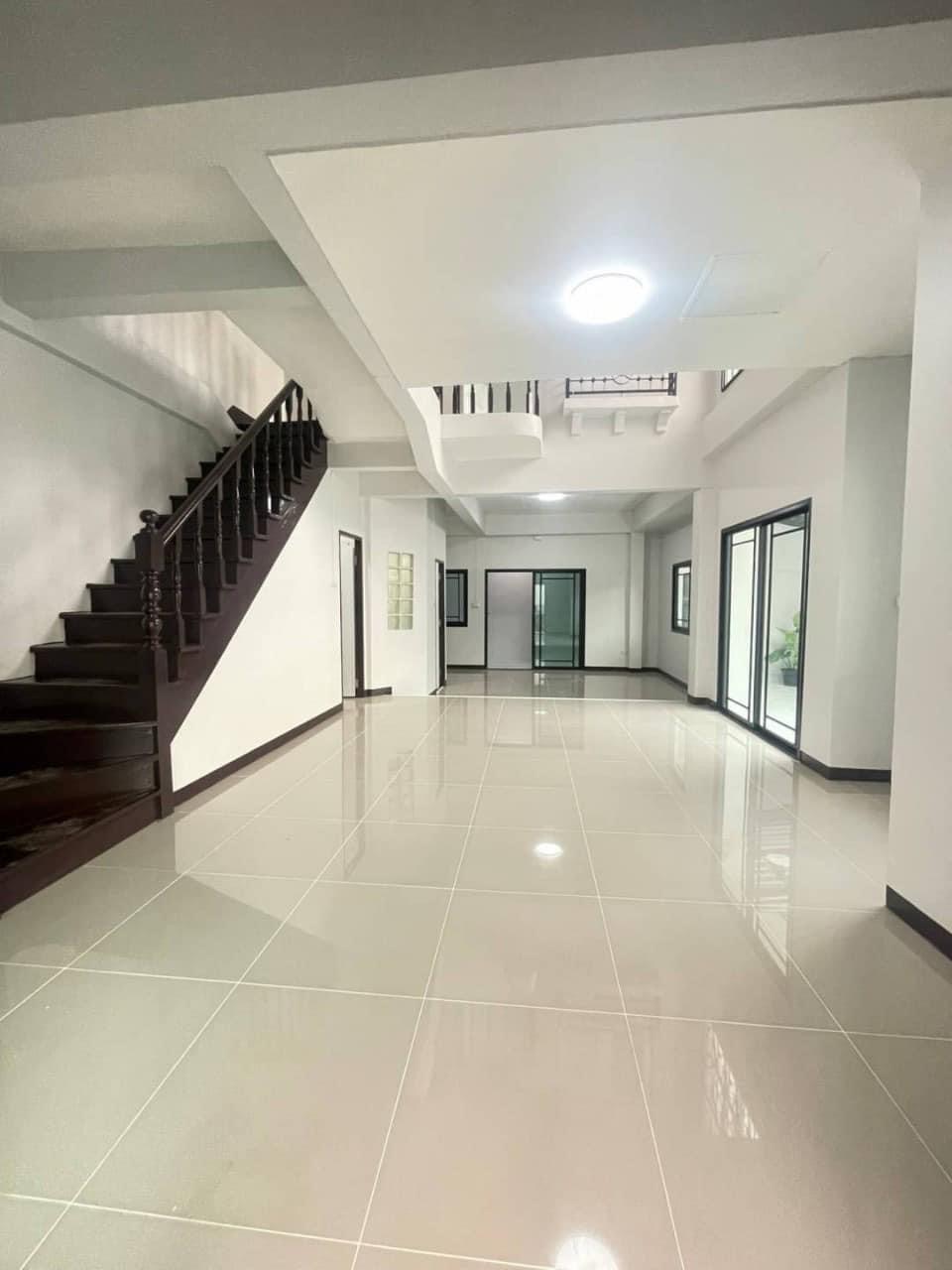 ?หมู่บ้านบัวทองธานีพาร์ค ซอย 9 เลขที่ 14/2472 (รูปที่ 4)