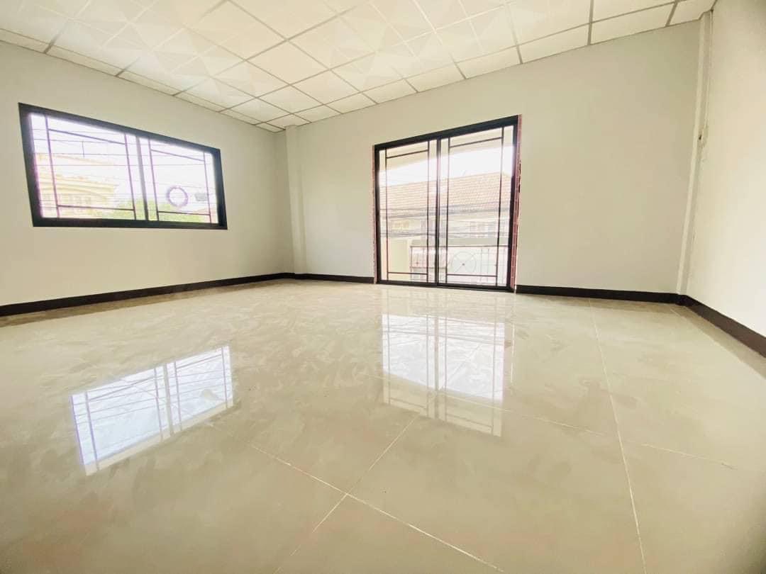 ?หมู่บ้านบัวทองธานีพาร์ค ซอย 9 เลขที่ 14/2472 (รูปที่ 11)