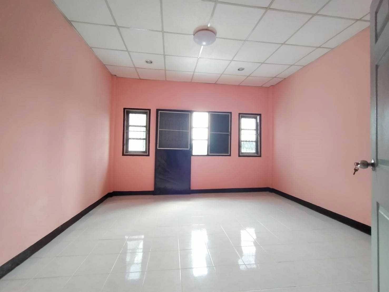 หมู่บ้านณรงค์วิลล่า (รูปที่ 9)