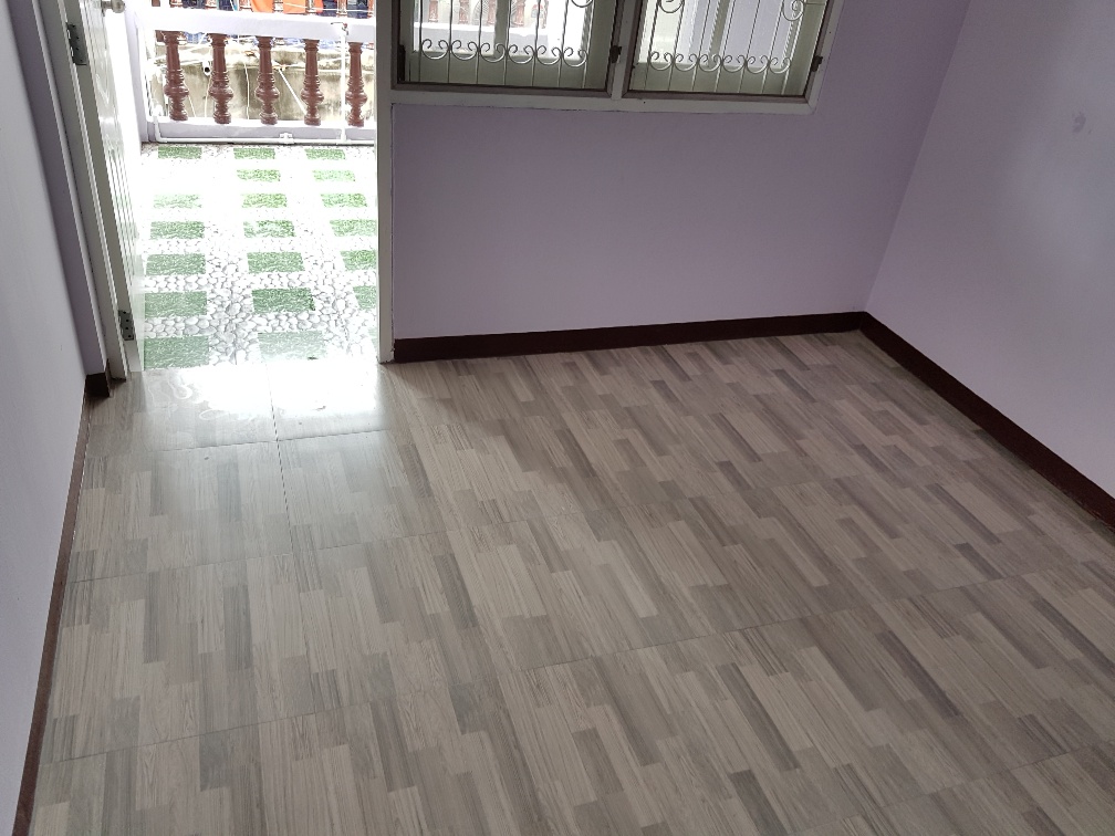 3ห้องนอนขายหมู่บ้านใกล้บิ๊กซีบางใหญ่ติดถนนกาญจนาภิเษกตกแต่งใหม่ ทั้งหลัง (รูปที่ 4)