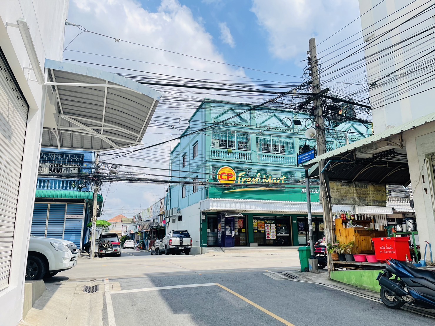 ให้เช่า ทาวน์โฮม ซอยสุขาประชาสรรค์ 3 ซอย 12 รีโนเวทใหม่ สะดวกสบาย พร้อมอยู่ (รูปที่ 5)