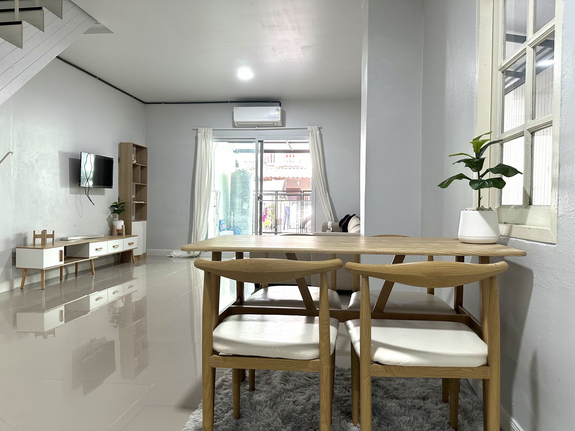 ให้เช่า ทาวน์โฮม ซอยสุขาประชาสรรค์ 3 ซอย 12 รีโนเวทใหม่ สะดวกสบาย พร้อมอยู่ (รูปที่ 16)