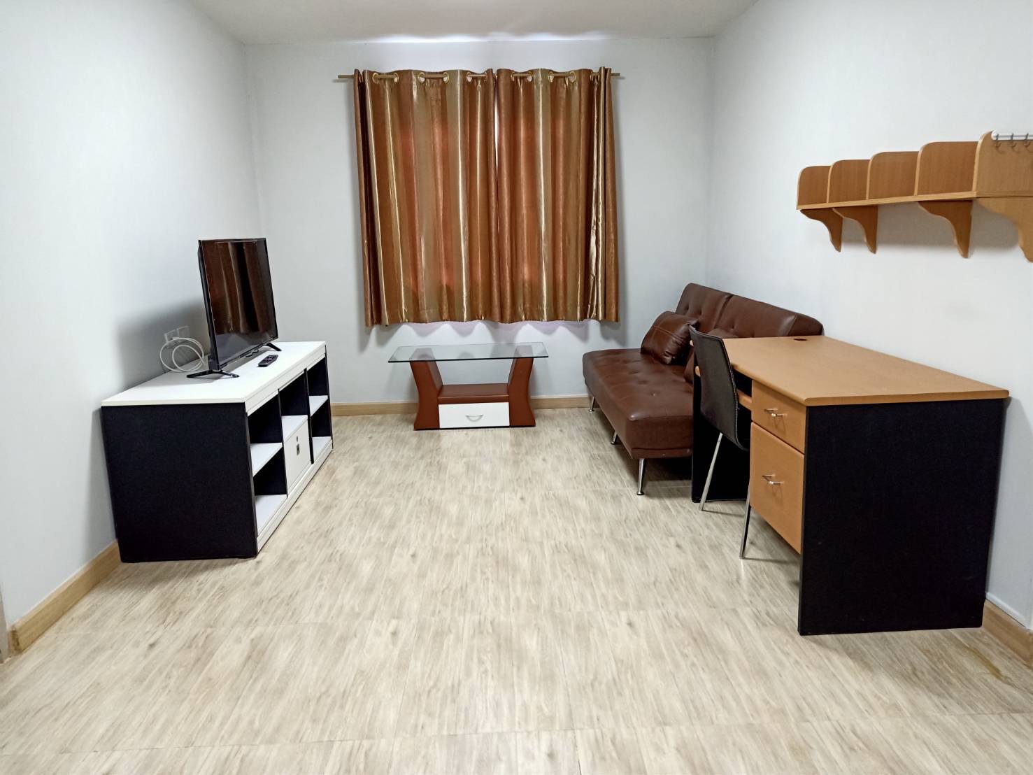 ขาย Smart Condo วัชรพล (สมาร์ทคอนโด วัชรพล) ห้องใหญ่ ครบทุกอย่าง (รูปที่ 3)