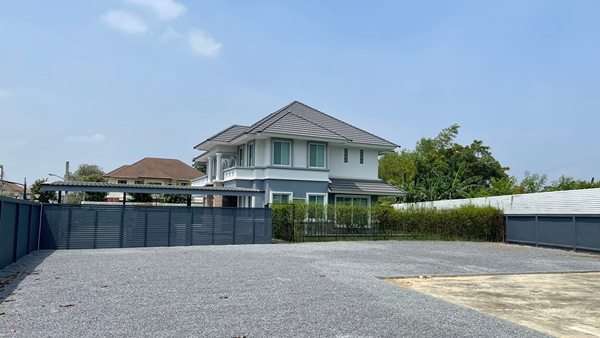 ขาย - เช่าบ้านหรูด่วน บ้านสวนเนรมิตร (ออเงิน-รามอินทรา) พร้อมเฟอร์นิเจอร์ เข้าอยู่ได้เลย โทร 099-979-1465 (รูปที่ 9)