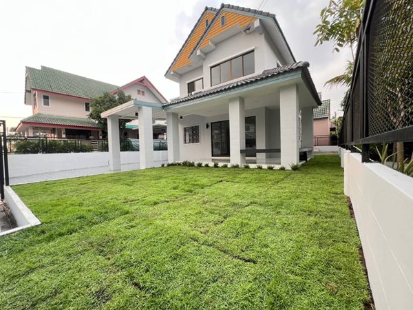 ขายบ้านเดี่ยว มบ.มณีแก้ว เมืองชลบุรี บ้านไม่แออัดใกล้สวน พื้นที่ 50 ตรว. 3 ห้องนอน โทร 080-4179765 (รูปที่ 10)