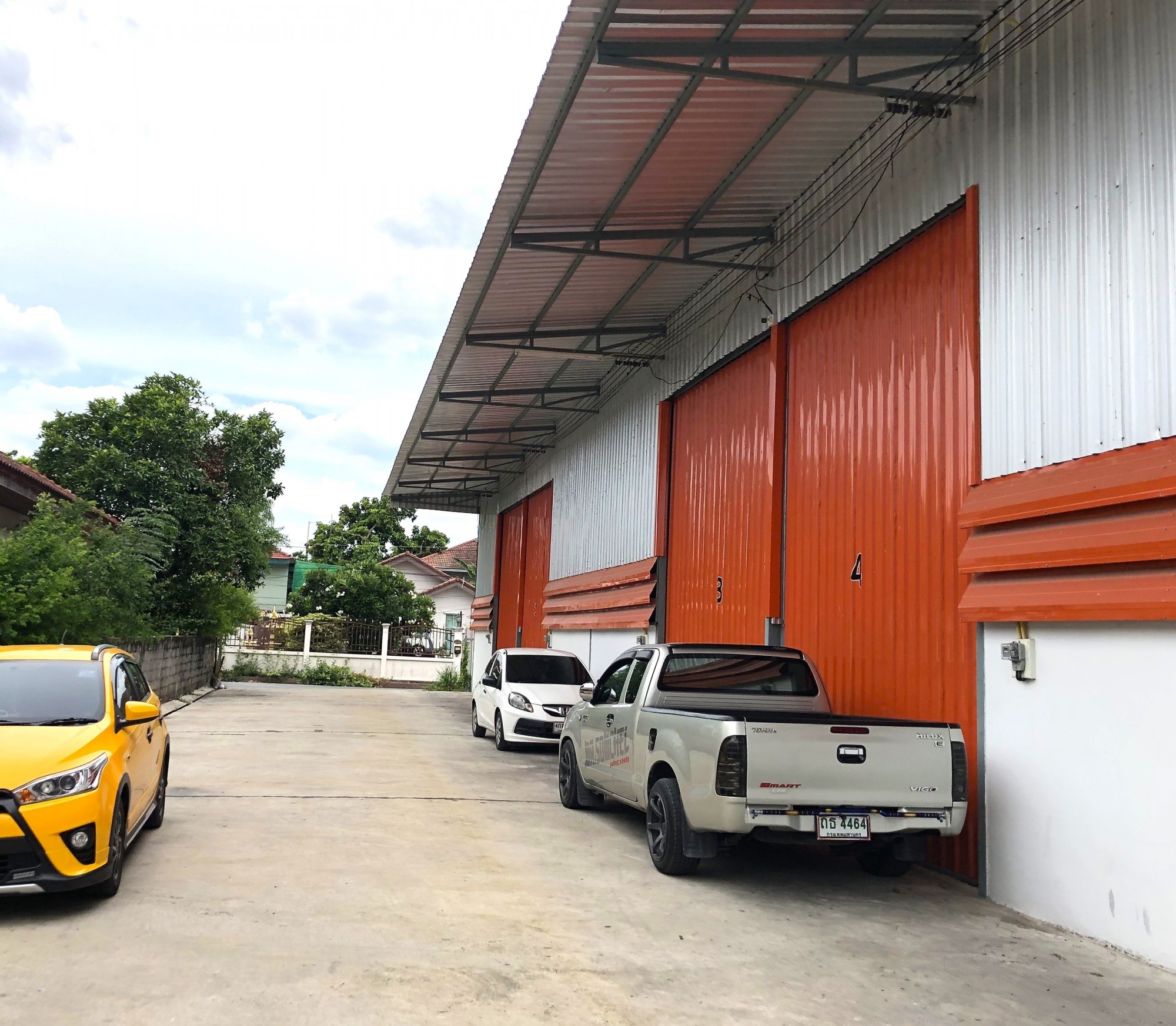 โกดังให้เช่าลำลูกกา2 ซอยธารทอง หลังตลาดเอซี ลาดสวาย อ.ลำลูกกา จ.ปทุมธานี