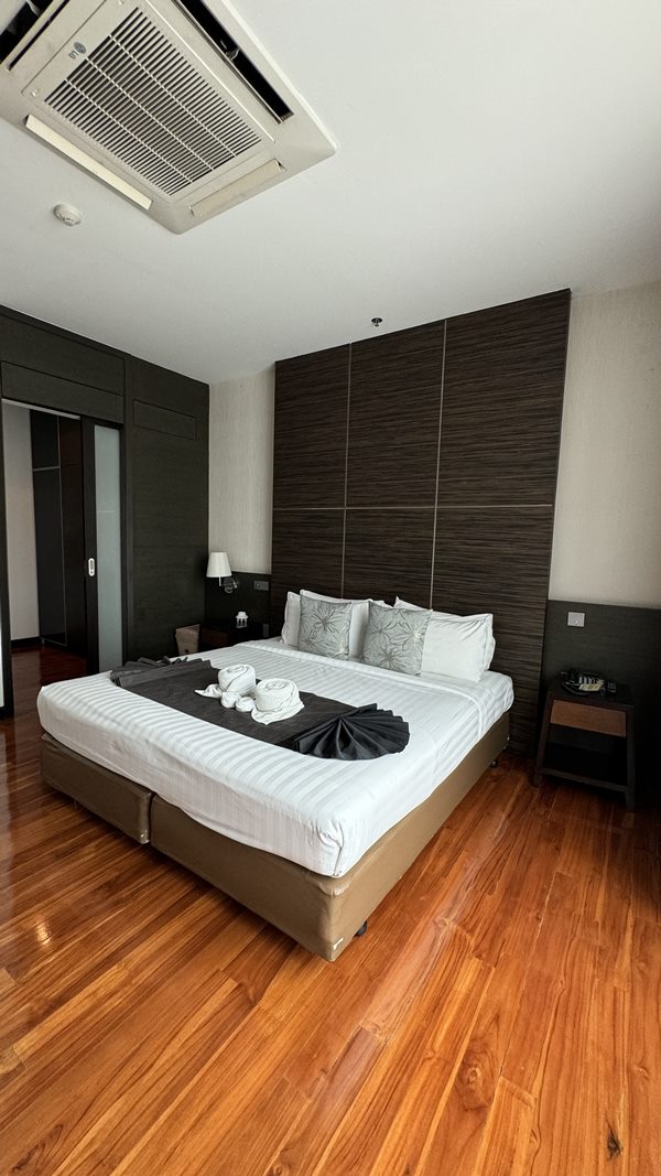 ให้เช่าห้องใหญ่ โรงแรม The Vertical Suite รายวัน รายสัปดาห์ รายเดือน ระยะสั้น โซนศรีนครินทร์ อ่อนนุช โทร 096-947-7788 (รูปที่ 7)