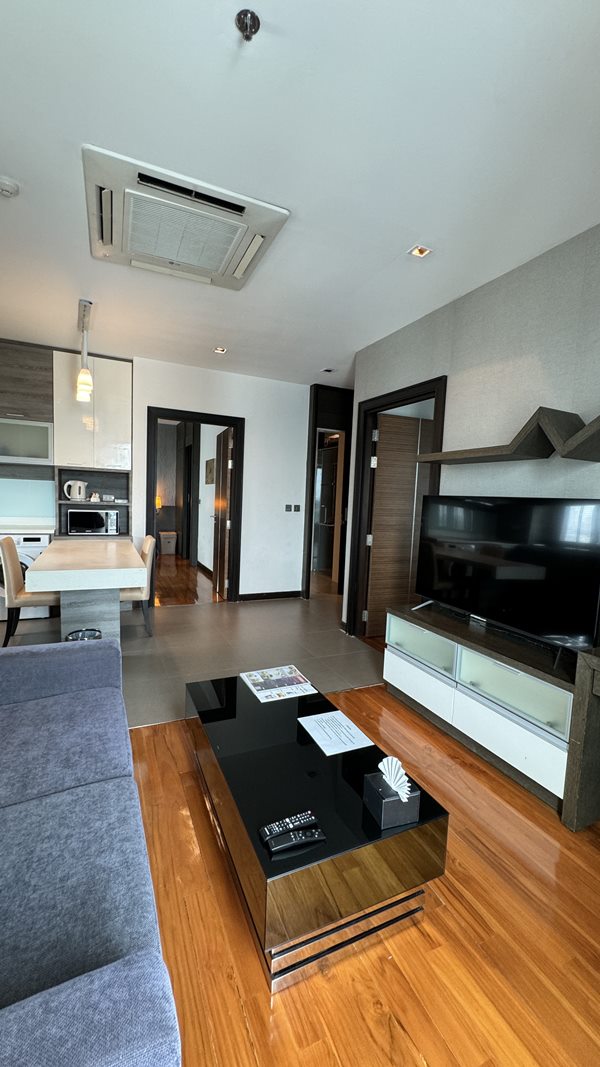 ให้เช่าห้องใหญ่ โรงแรม The Vertical Suite รายวัน รายสัปดาห์ รายเดือน ระยะสั้น โซนศรีนครินทร์ อ่อนนุช โทร 096-947-7788 (รูปที่ 2)