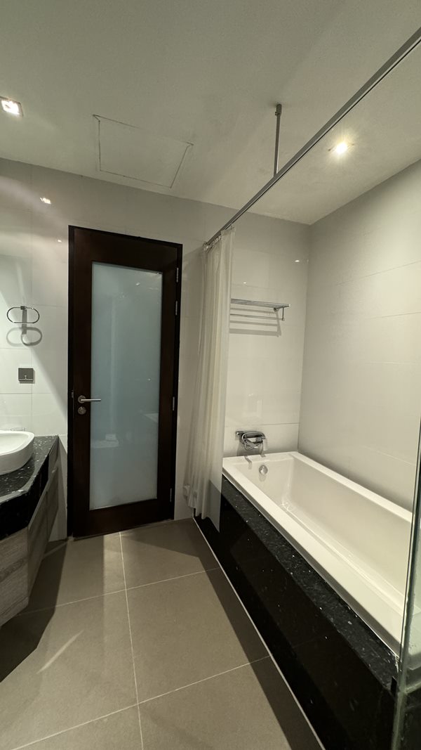 ให้เช่าห้องใหญ่ โรงแรม The Vertical Suite รายวัน รายสัปดาห์ รายเดือน ระยะสั้น โซนศรีนครินทร์ อ่อนนุช โทร 096-947-7788 (รูปที่ 11)